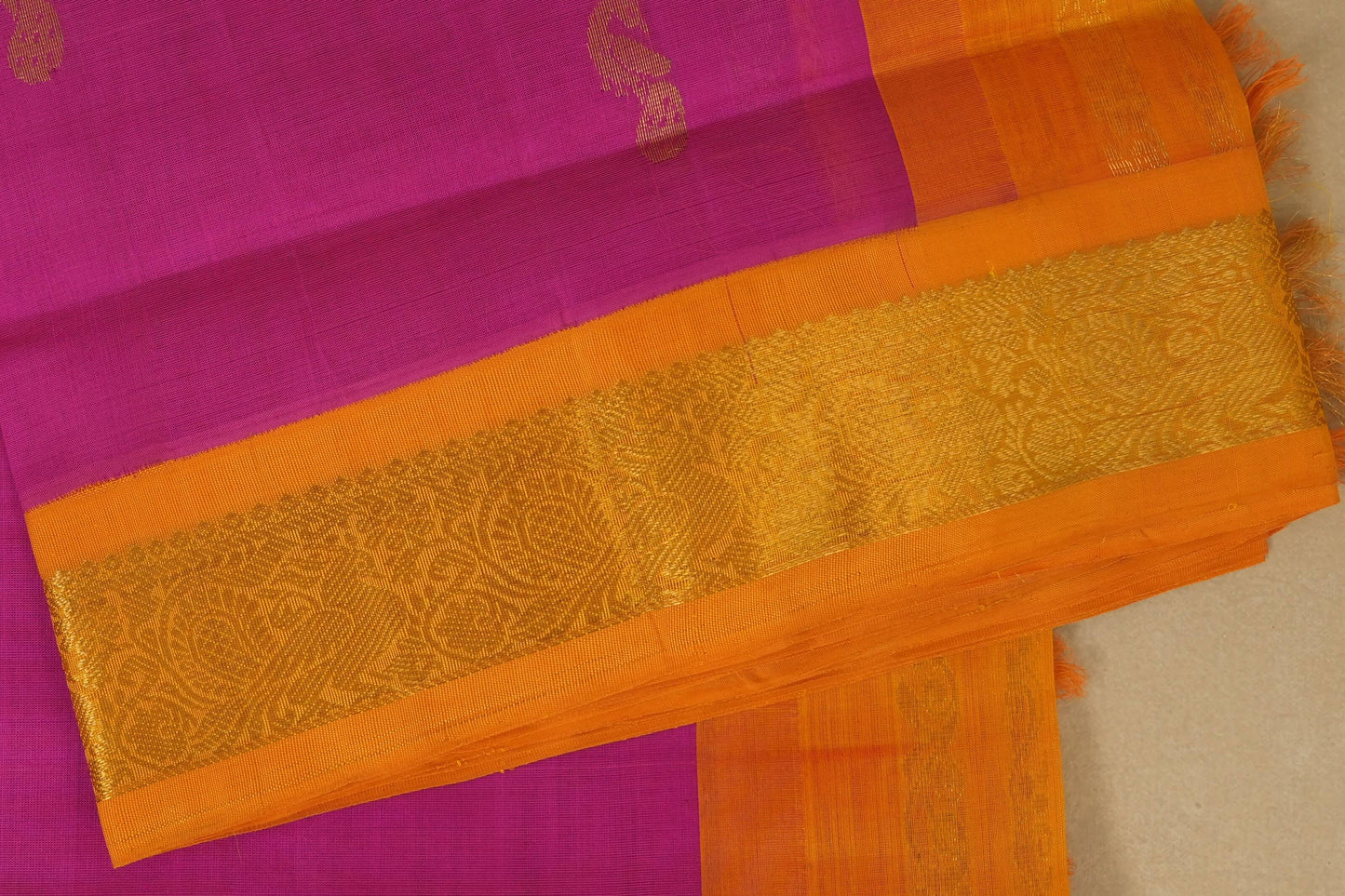 Pink with Mango Yellow Borders Silk Cotton Saree Border zoom
