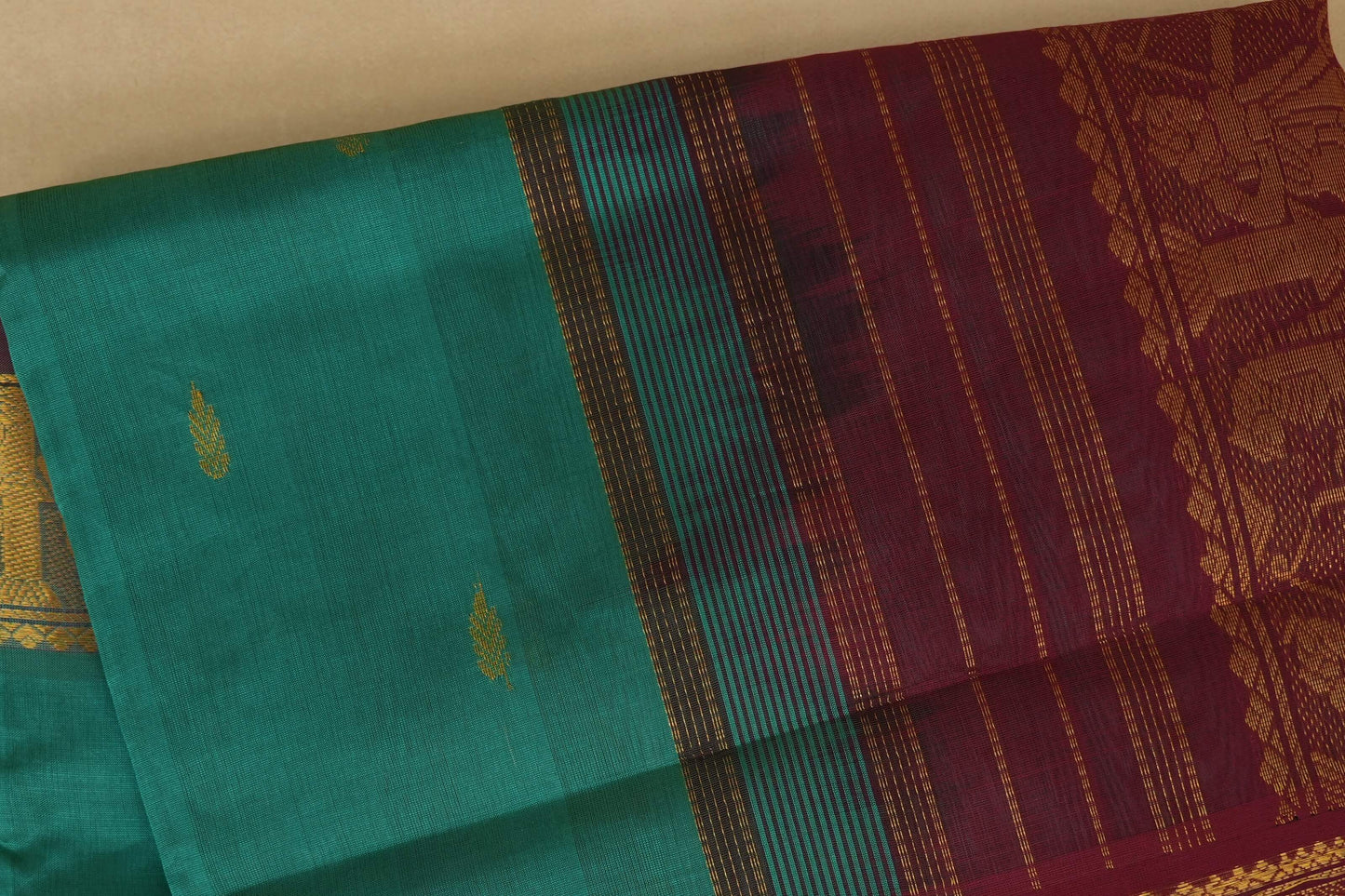Sari with green and maroon colrs, close up, silk cotton , nine and a half yards saree