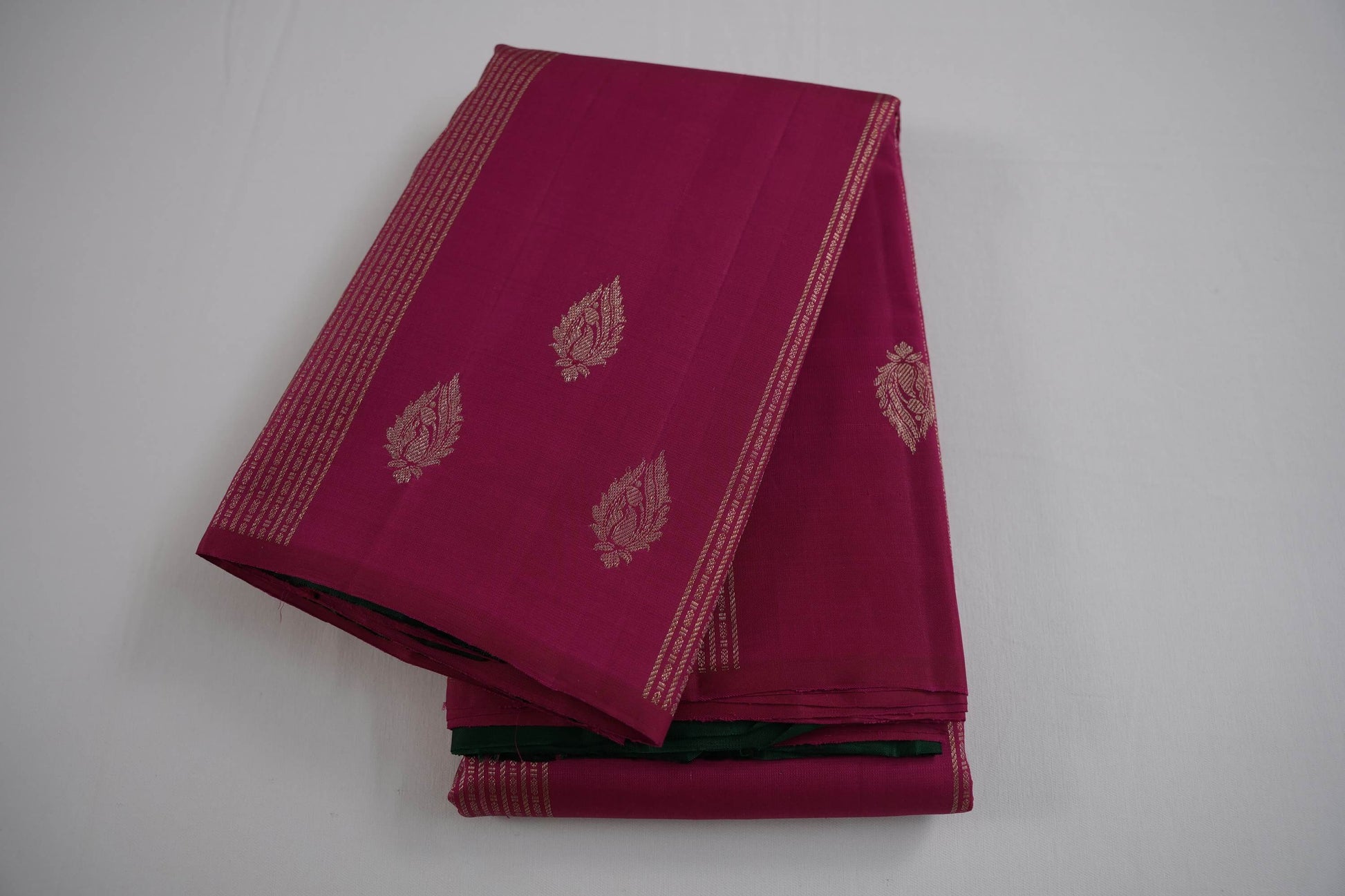 Magenta kanchipuram silk saree