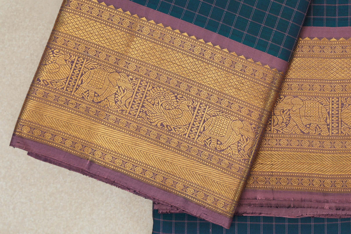 Peacock Green Vintage Kanjivaram Silk Saree border zoom