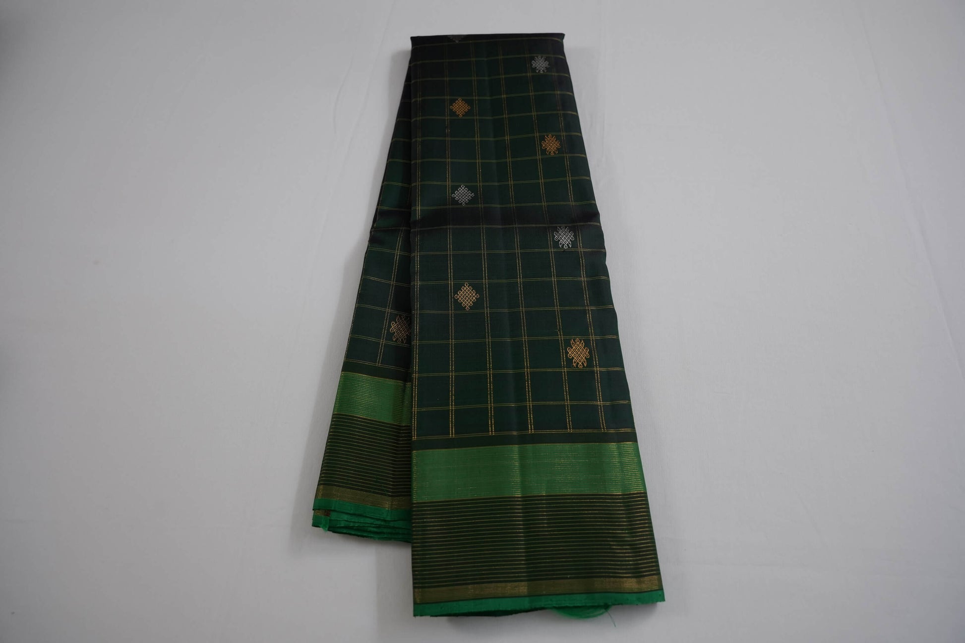 Checked kanchipuram silk saree