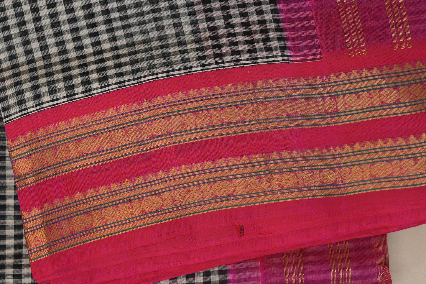 Black and White Checks with Bright pink Nine And A Half Yards Silk Cotton Saree by Shreenivas silks PSSR019149