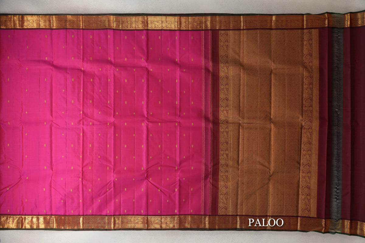 Bright Rani Pink with Deep Maroon Borders with Dark Bottle Green Selvedge Vintage Kanjivaram Silk Saree by Shreenivas Silks paloo