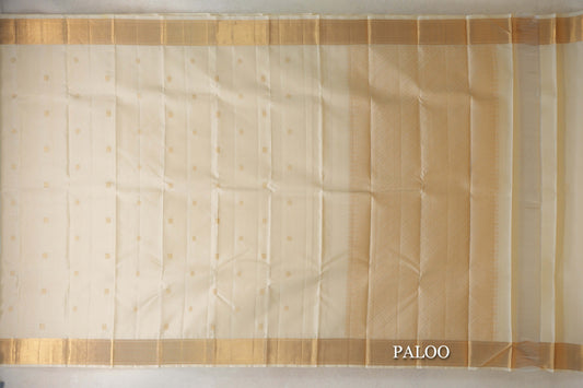 Cream Vintage Kanjivaram Silk Saree by Shreenivas Silks paloo