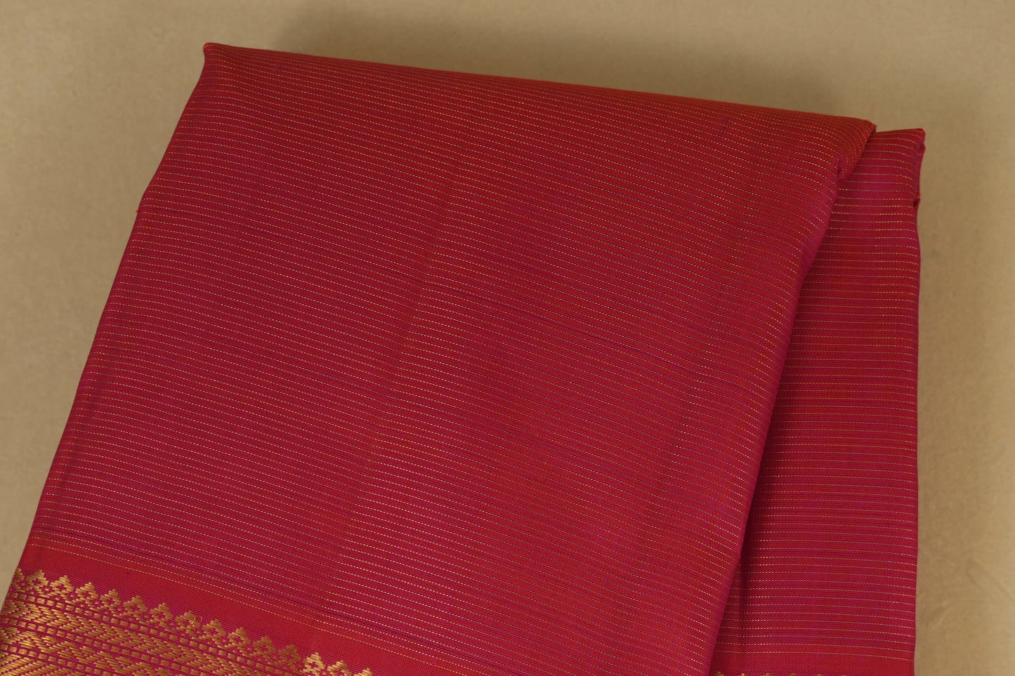Pink Vaira Oosi Kanjivaram Silk Saree body