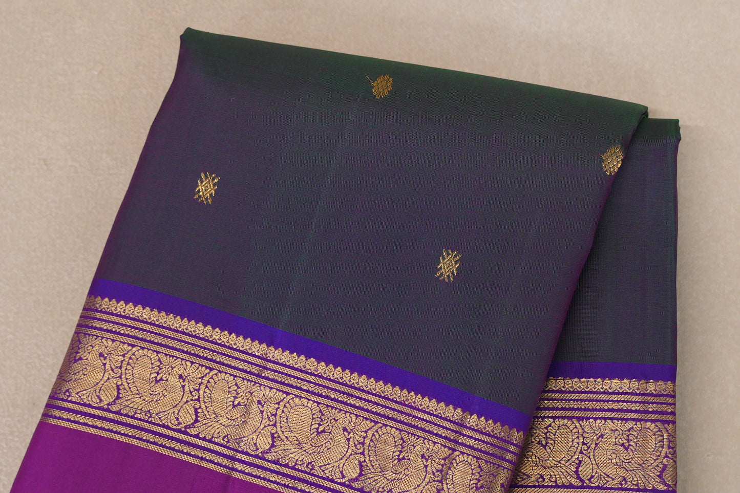 Dual Tone of Magenta and Green Vintage Kanjivaram Silk Saree by Shreenivas Silks PSSR019188