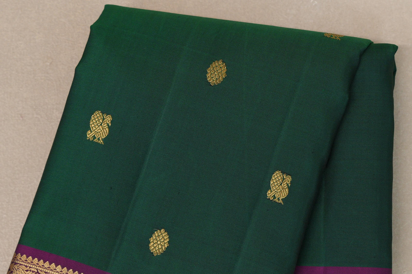 Emerald Green Vintage Kanjivaram Silk Saree by Shreenivas Silks PSSR019200