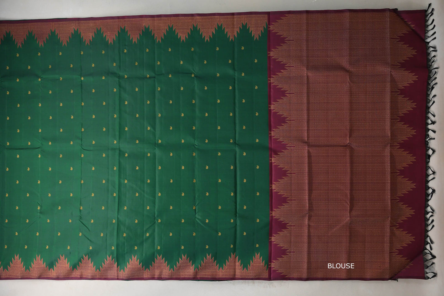Emerald Green with reddish maroon Vintage Kanjivaram Silk Saree by Shreenivas Silks PSSR019202
