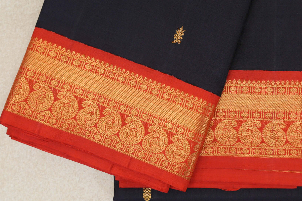 Deep Navy Blue Vintage Kanjivaram Silk Saree border