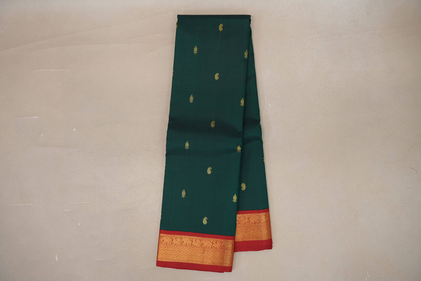 Deep Green with bright red Vintage Kanjivaram Silk Saree by Shreenivas Silks PSSR019207