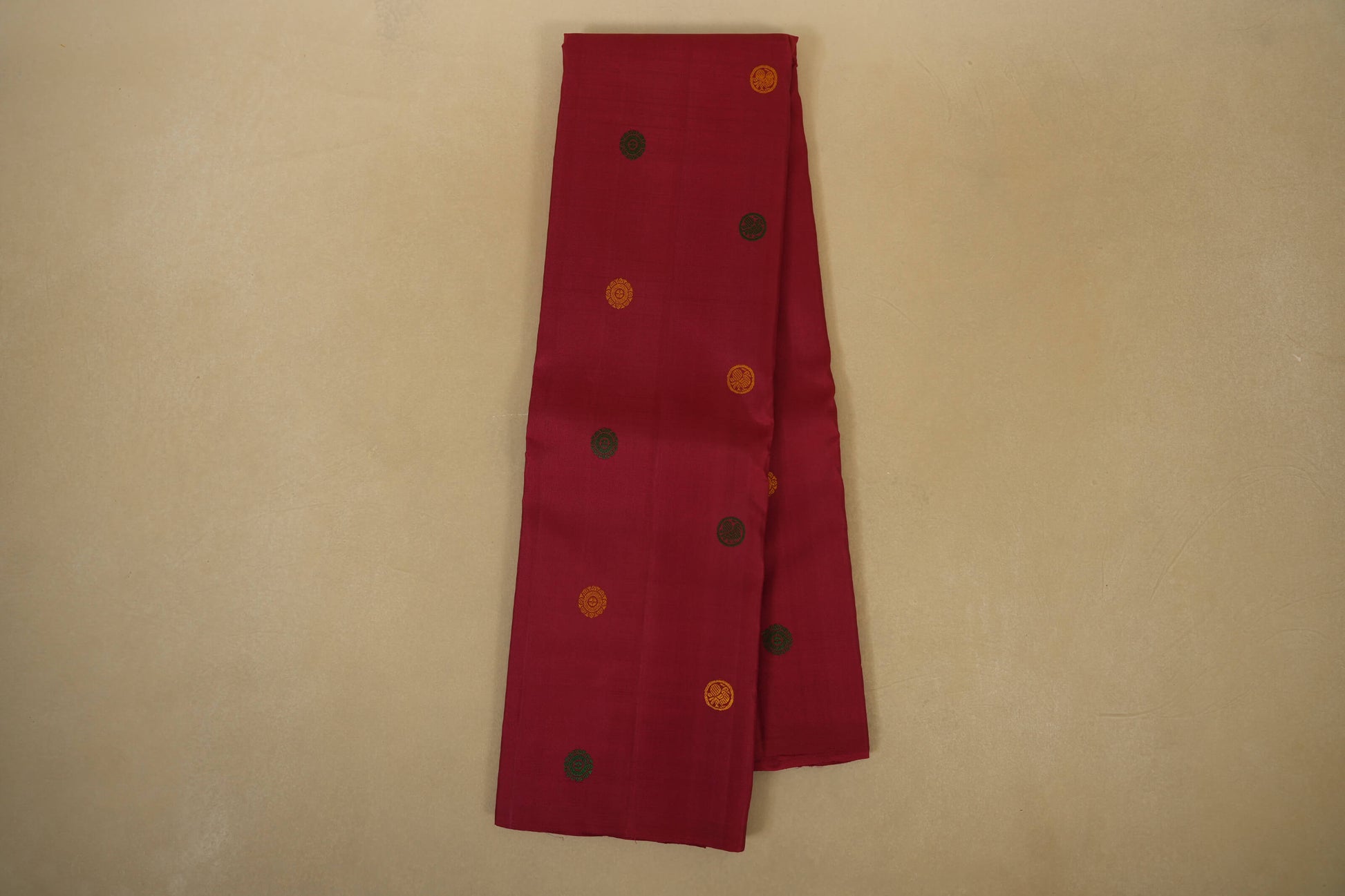 Online Maroon Borderless Kanjivaram Silk Saree