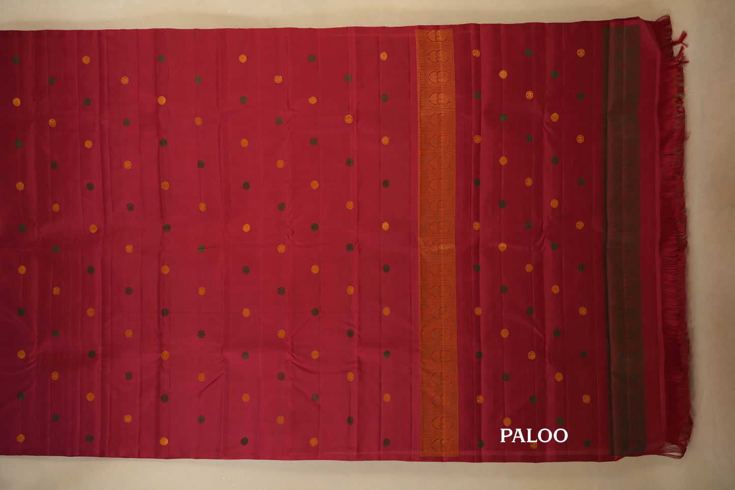 Maroon Borderless Kanjivaram Silk Saree paloo