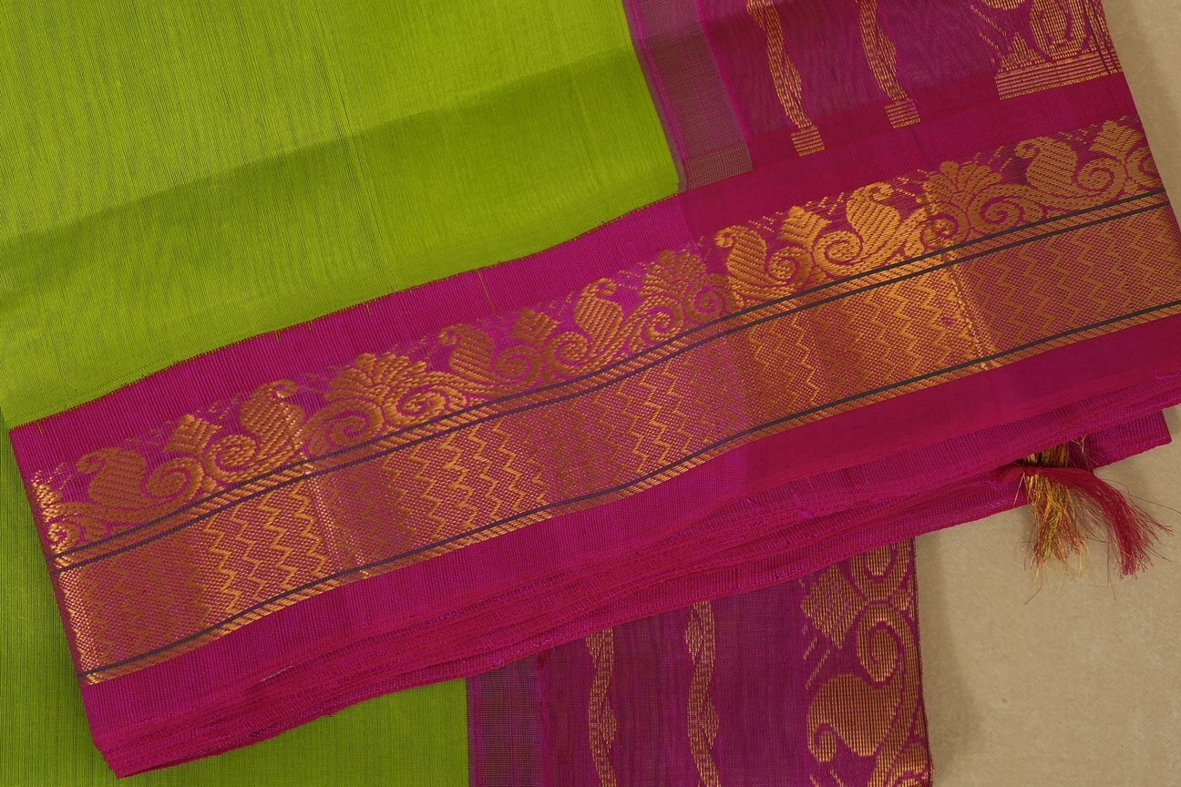 Parrot Green with rani pink Borders Silk Cotton Saree border