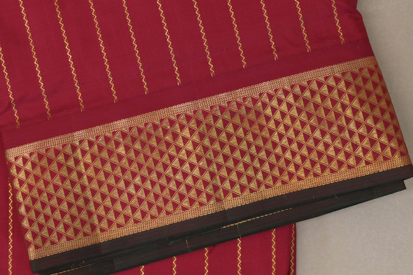 Reddish pink Ten Yards Silk Saree by Shreenivas Silks PSSR019222