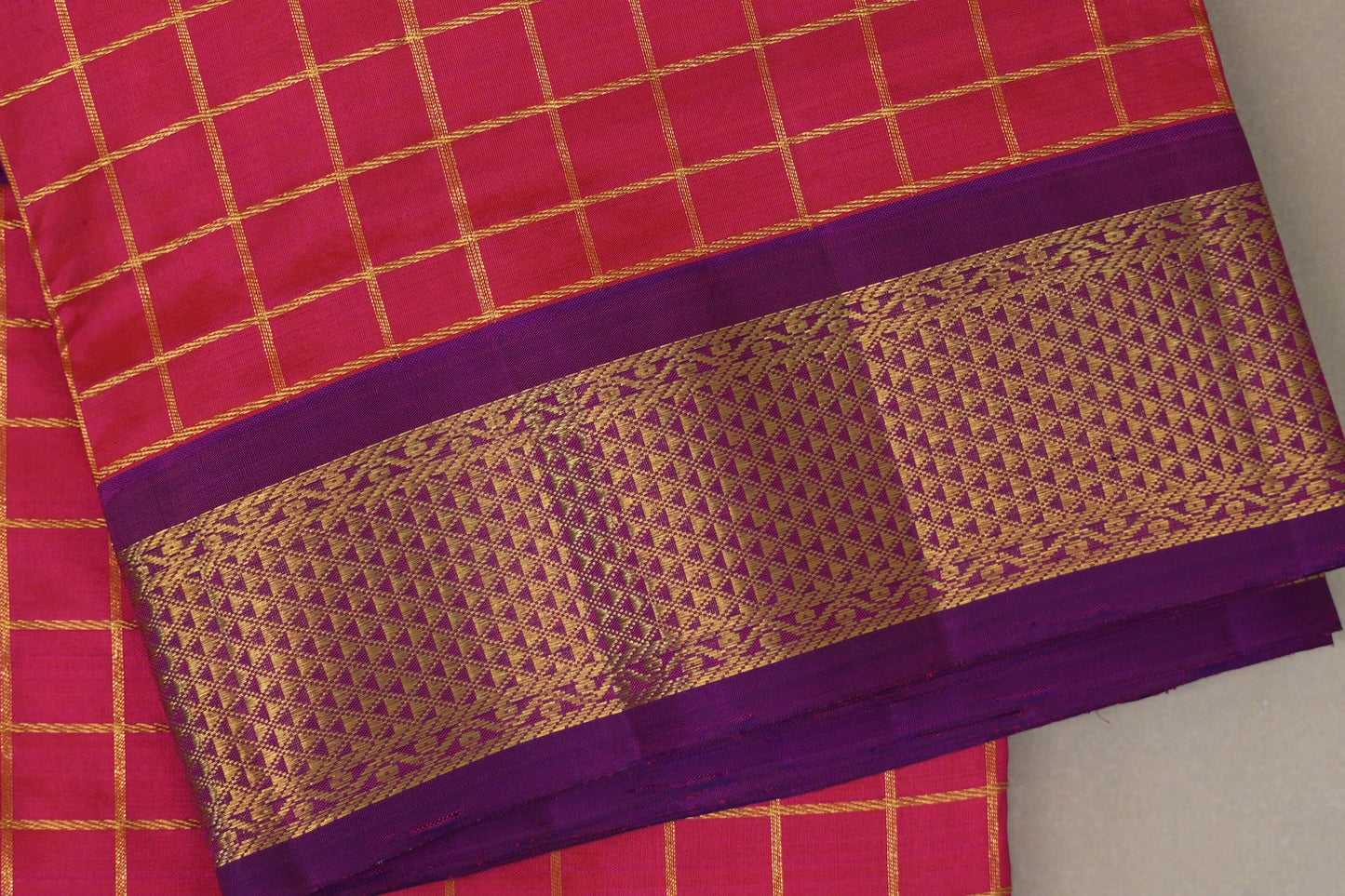 Bright Orangish Pink with deep purple Ten Yards Silk Saree by Shreenivas Silks PSSR019229