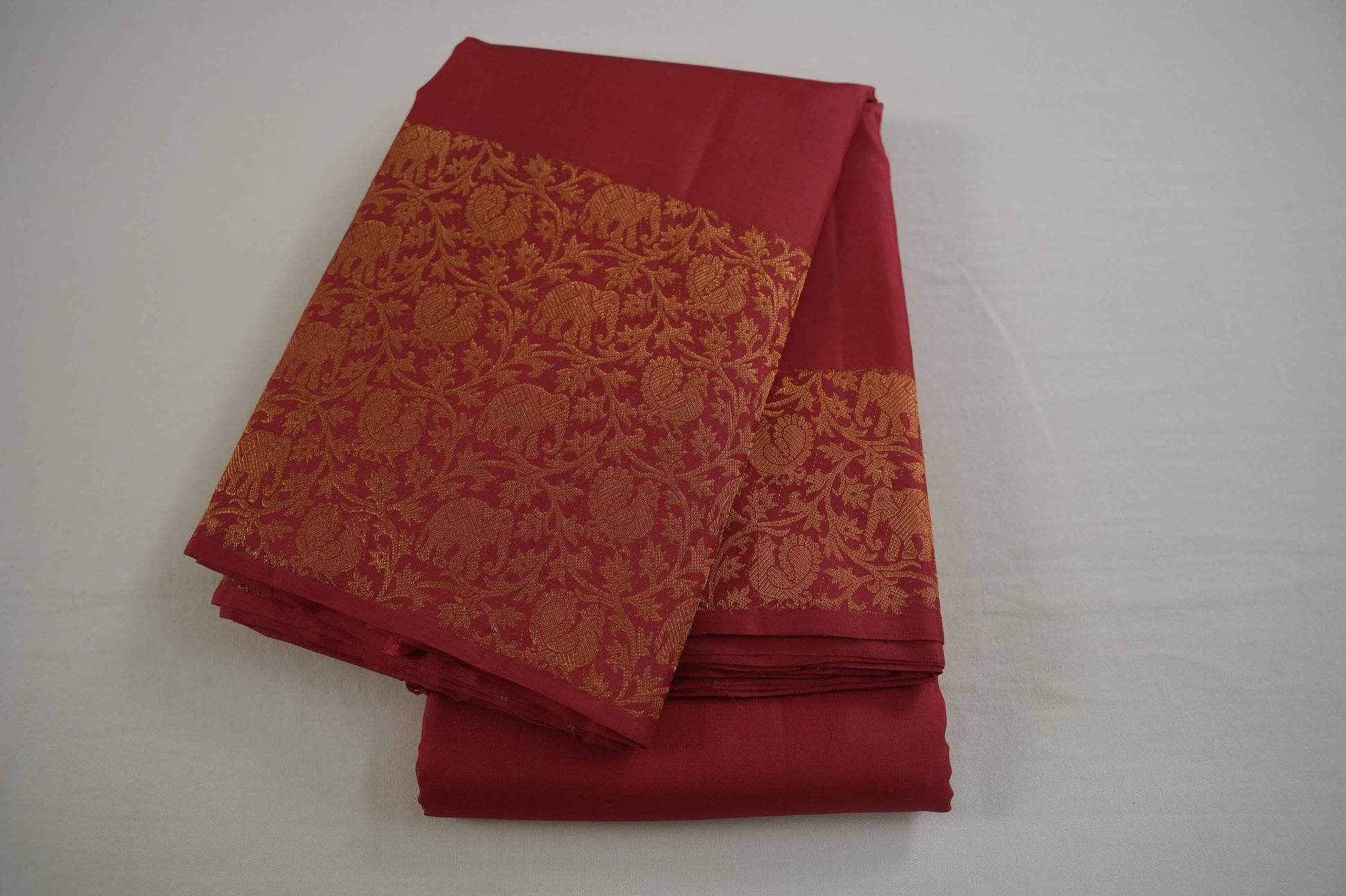 Dark pink kanchipuram silk saree