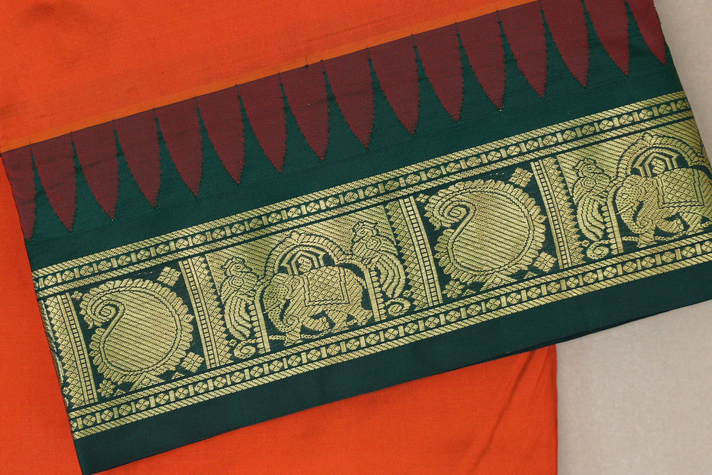 Reddish Orange  Ten Yards Silk Cotton saree border 