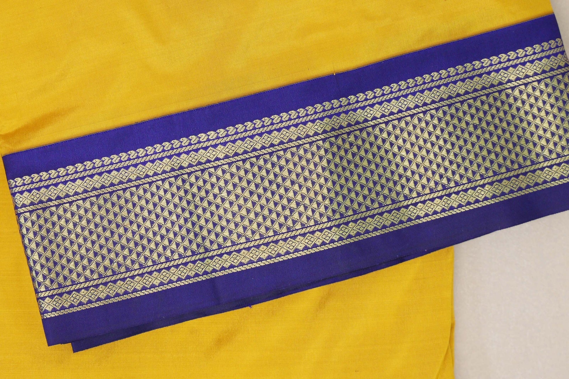 Bright yellow Ten Yards Silk Cotton saree border zoom
