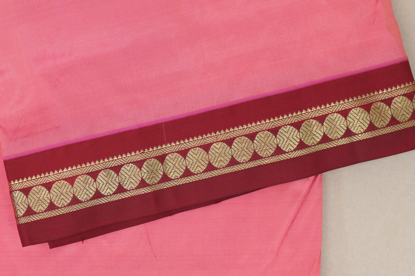 light rani pink Ten Yards Silk Saree  border zoom