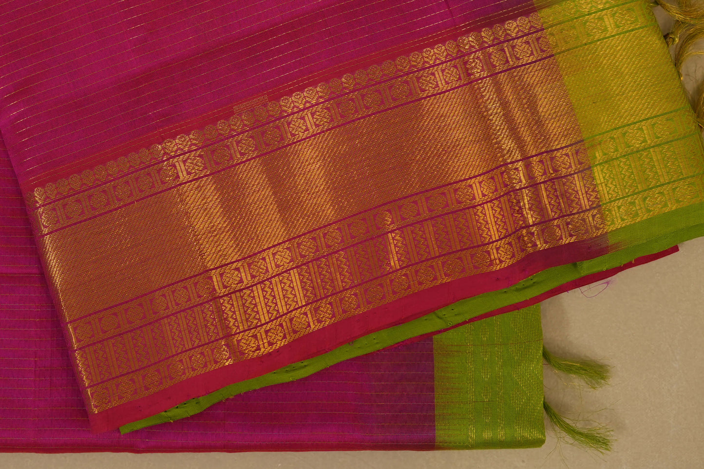 Pink Vaira Oosi Vintage Silk Cotton Saree borders