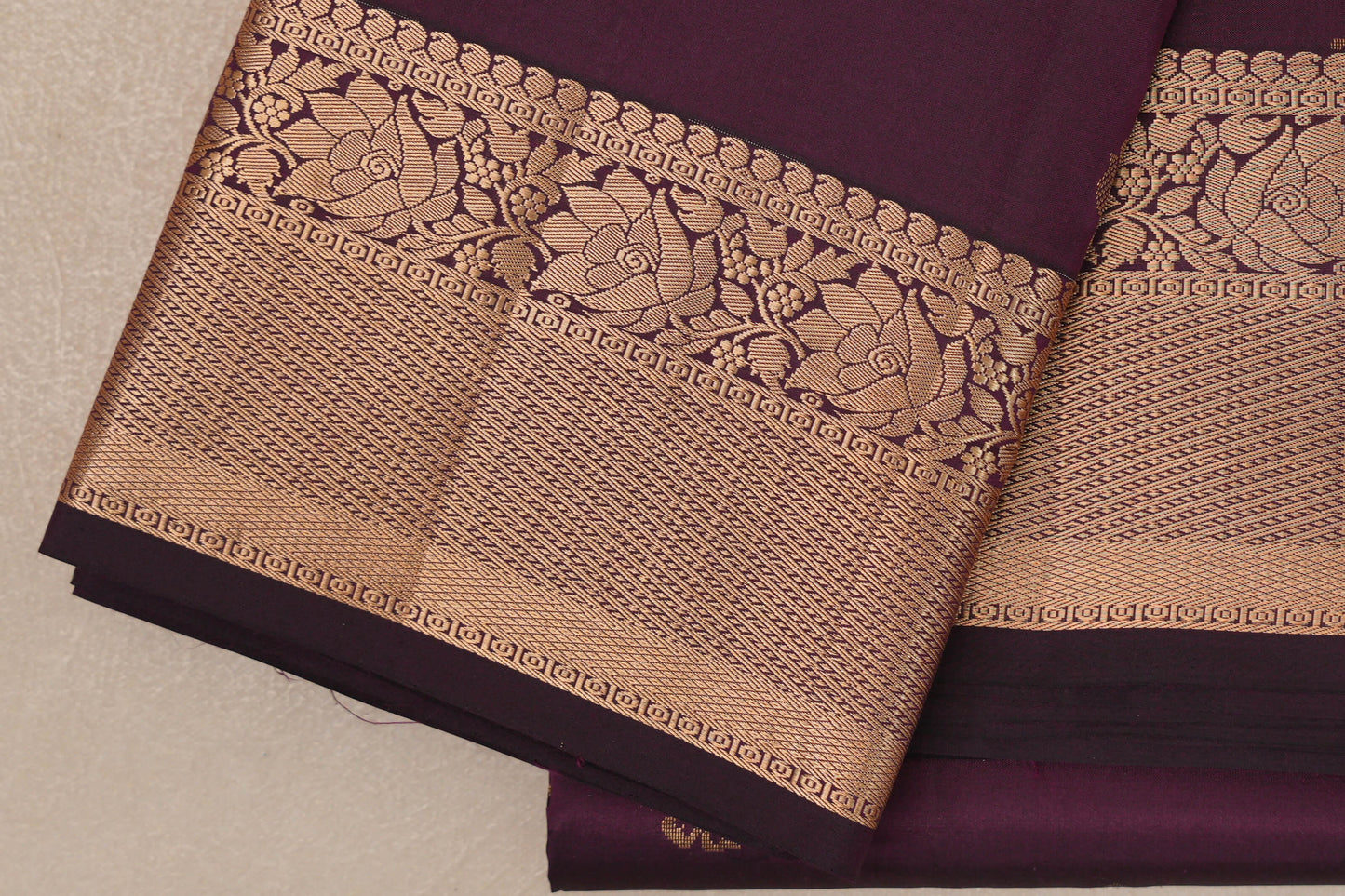 Deep Plum Light Weight Kanjivaram Silk Saree border