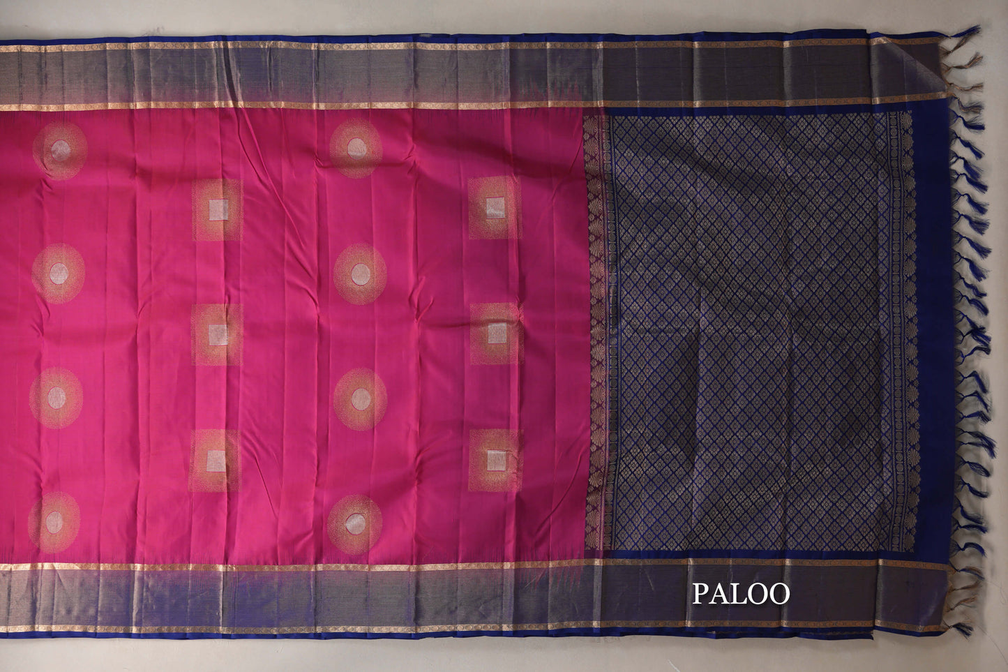 Bright Rani Pink with Deep Blue Borders Light Weight Kanjivaram Silk Saree paloo