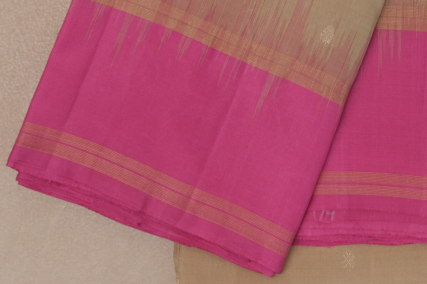 Beige Light Weight Kanjivaram Silk Saree border