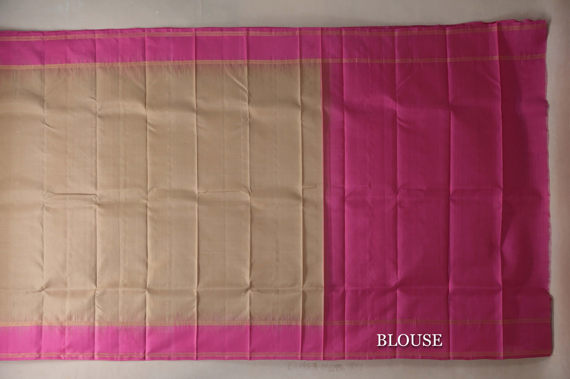 Beige with Pink Borders Light Weight Kanjivaram Silk Saree blouse
