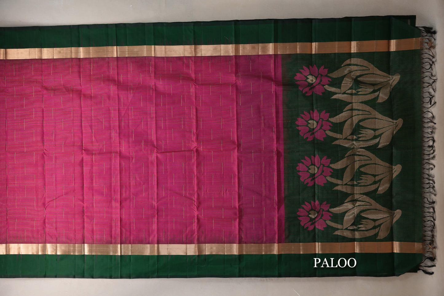Bright Pink with Deep Bottle Green Borders Light Weight Kanjivaram Silk Saree paloo