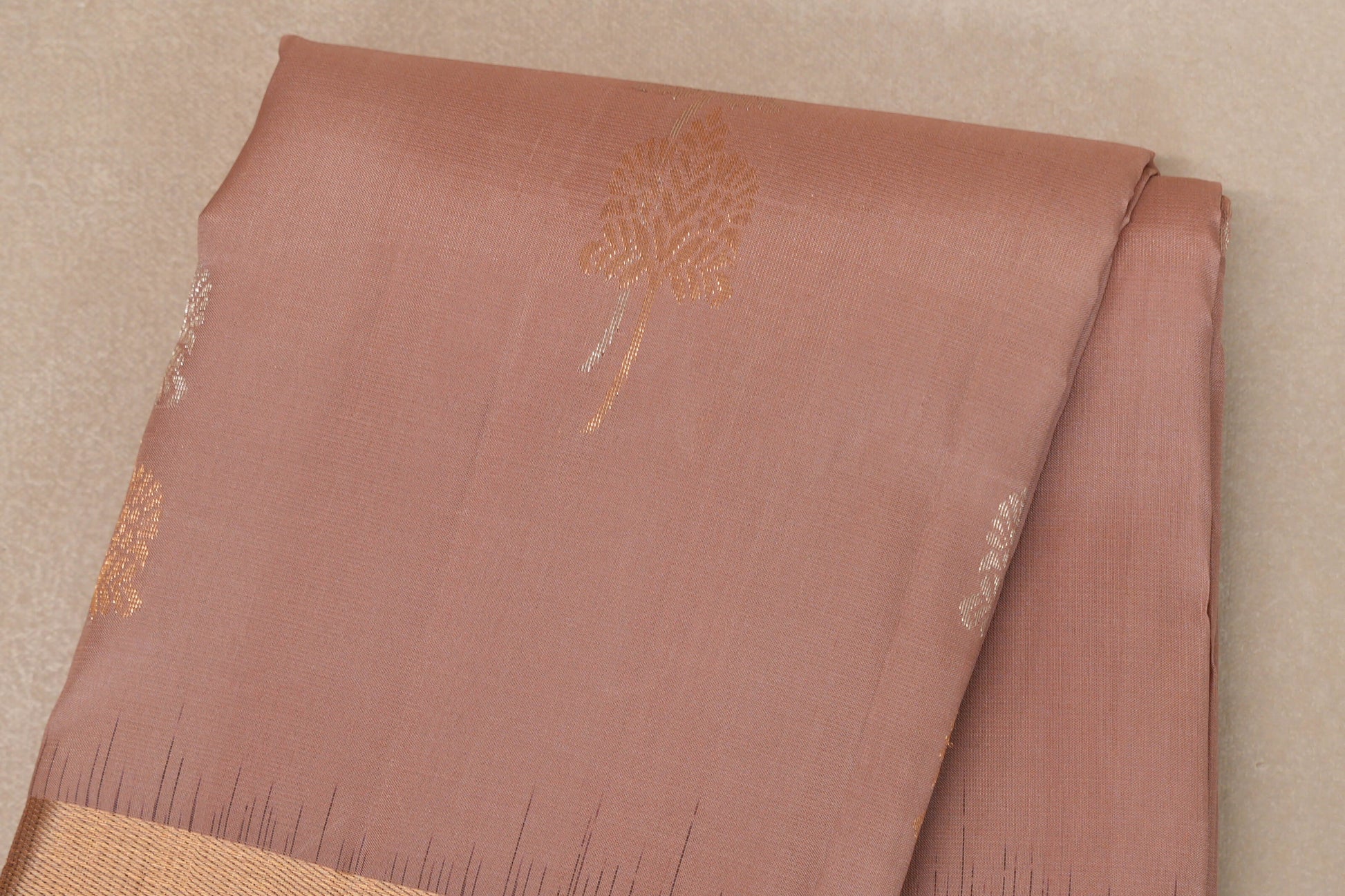 Online Pastel Onion Pink with Dark Coffee Brown Borders Light Weight Kanjivaram Silk Saree body