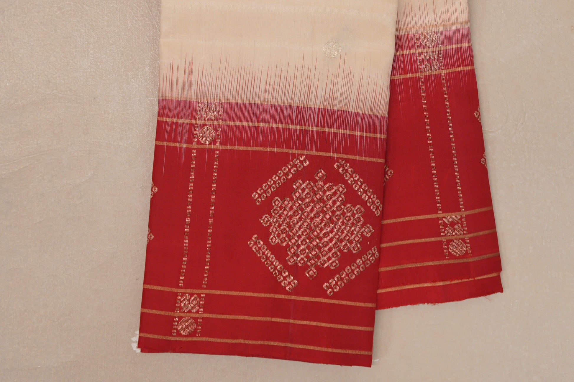 Cream Light Weight Kanjivaram Silk Saree border