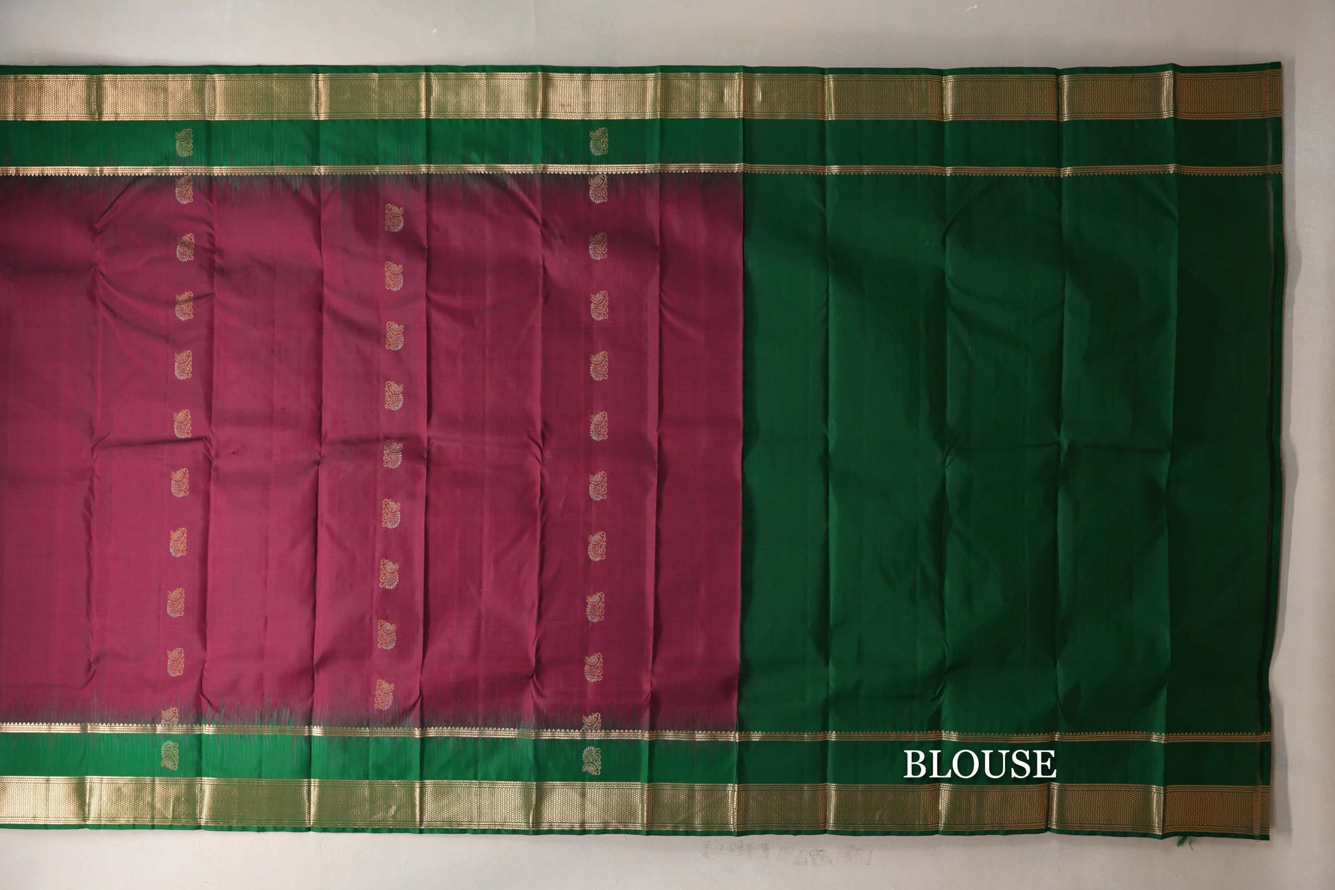 Deep Magenta with Emerald Green Borders Light Weight Kanjivaram Silk Saree blouse
