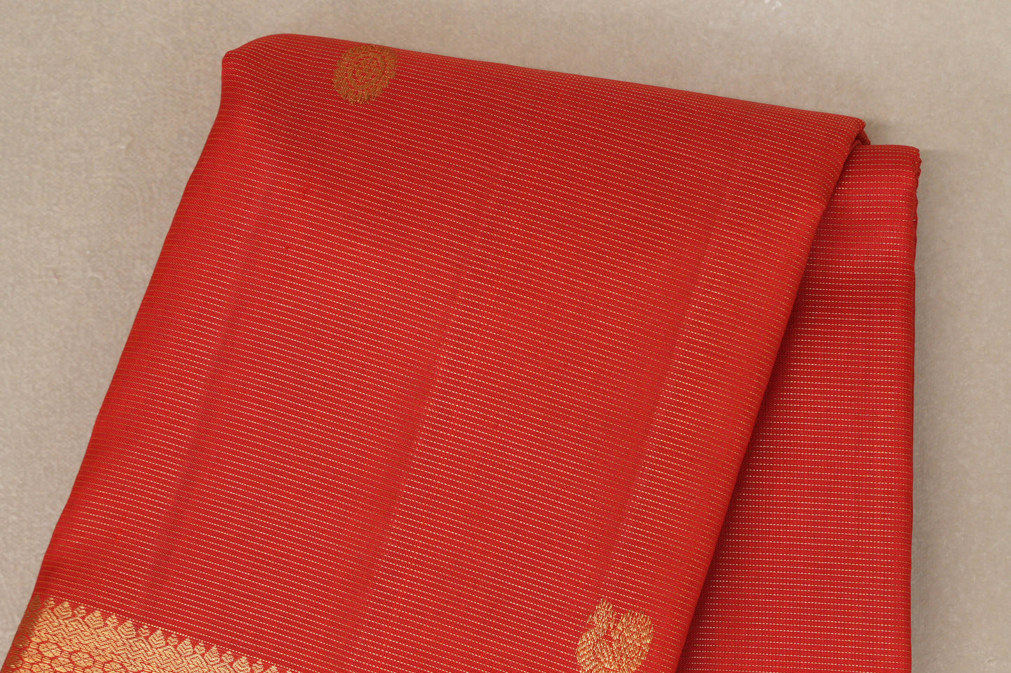 Reddish Orange Vaira Oosi Vintage Kanjivaram Silk Saree body