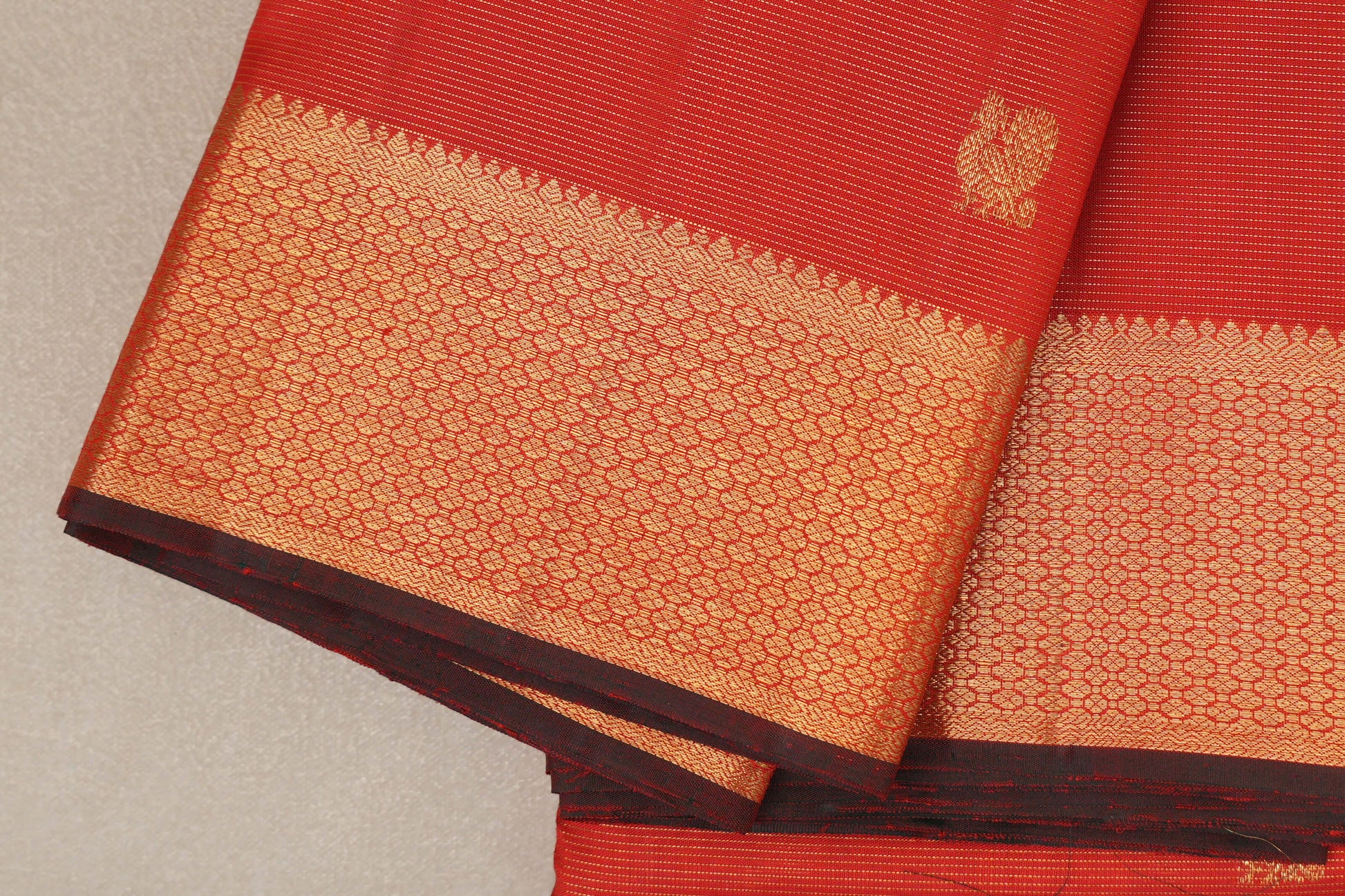 Reddish Orange Vaira Oosi Vintage Kanjivaram Silk Saree borders