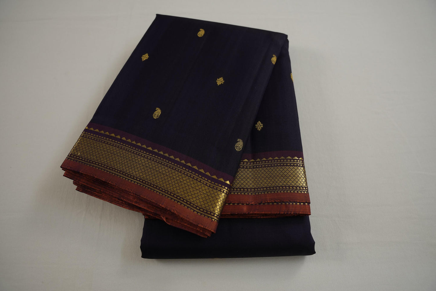 Deep navy blue kanchipuram silk saree