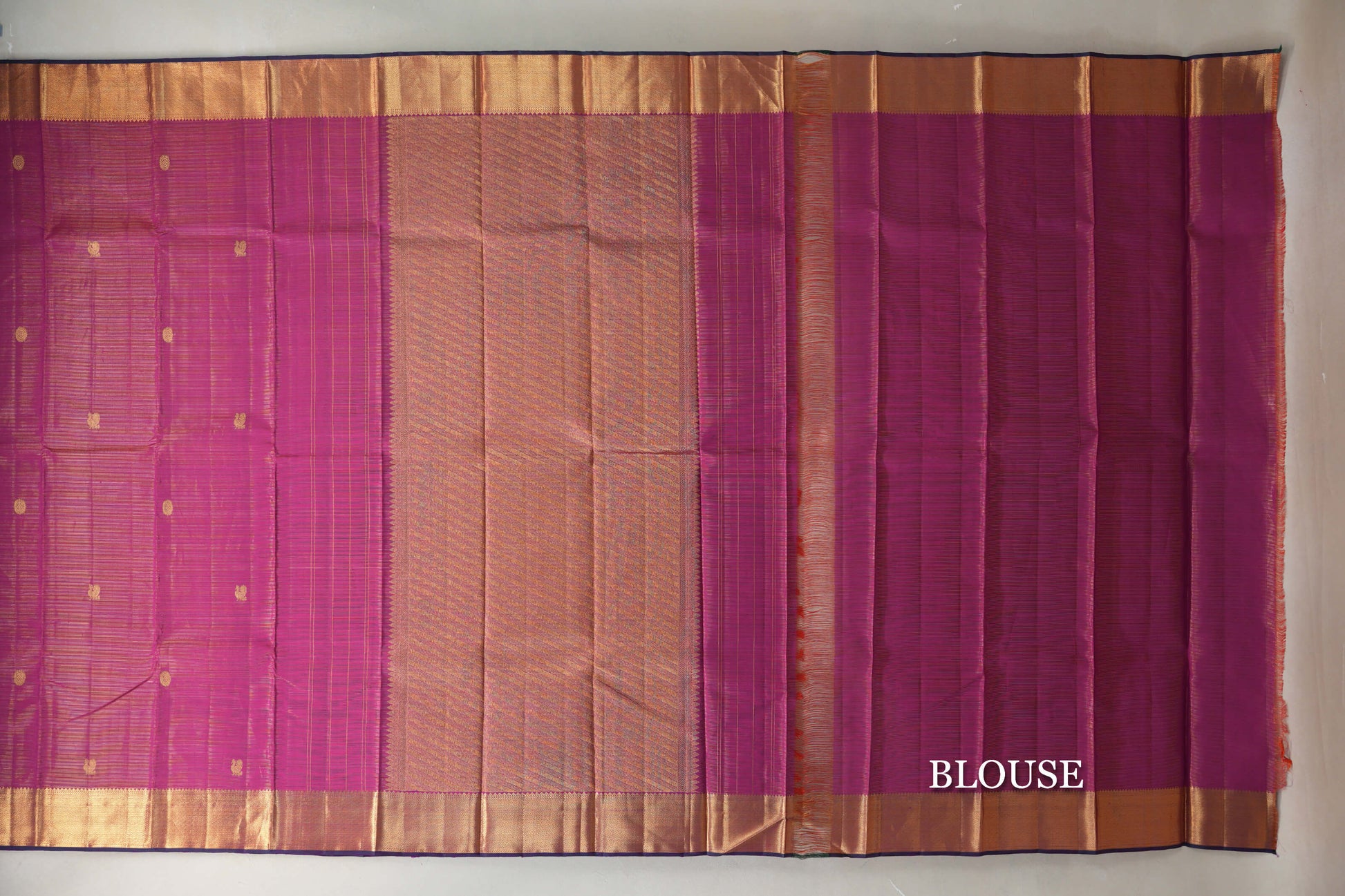 Dual Tone Magenta and Orange Vaira Oosi Vintage Kanjivaram Silk Saree blouse