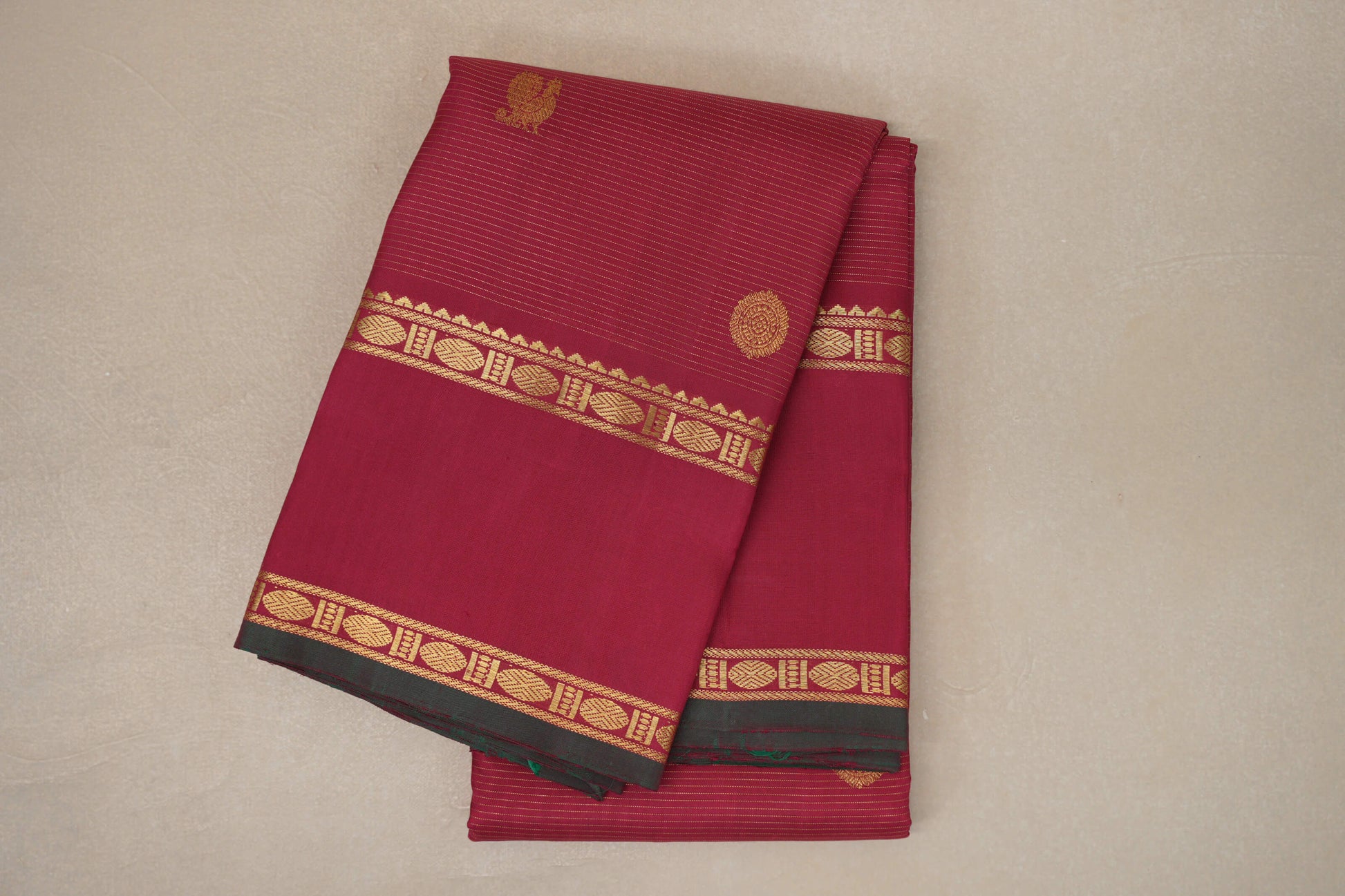 Reddish Pink Vaira Oosi with Rettai Pettu Borders Vintage Kanjivaram Silk Saree