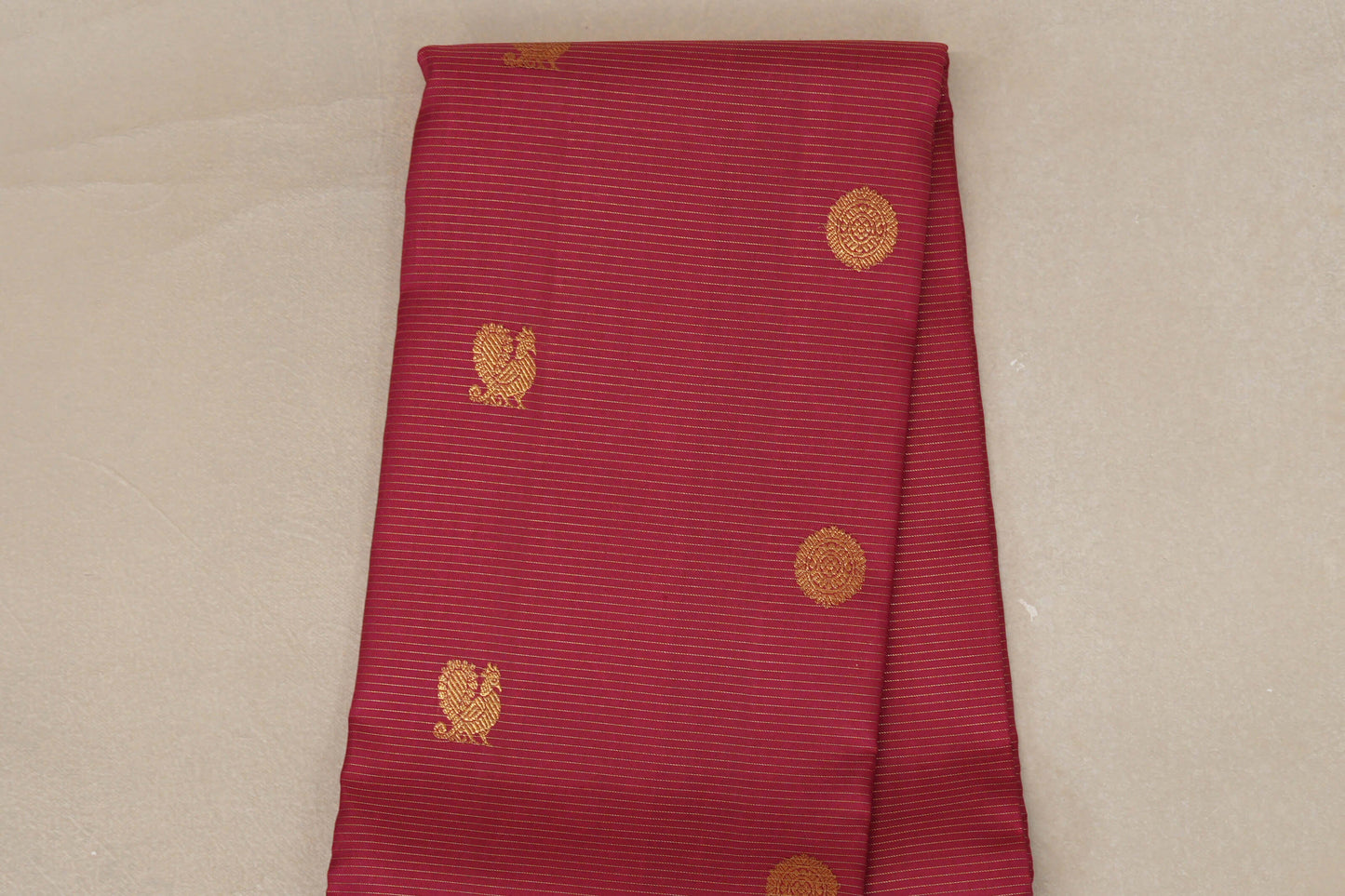 Reddish Pink Vaira Oosi with Rettai Pettu Borders Vintage Kanjivaram Silk Saree body