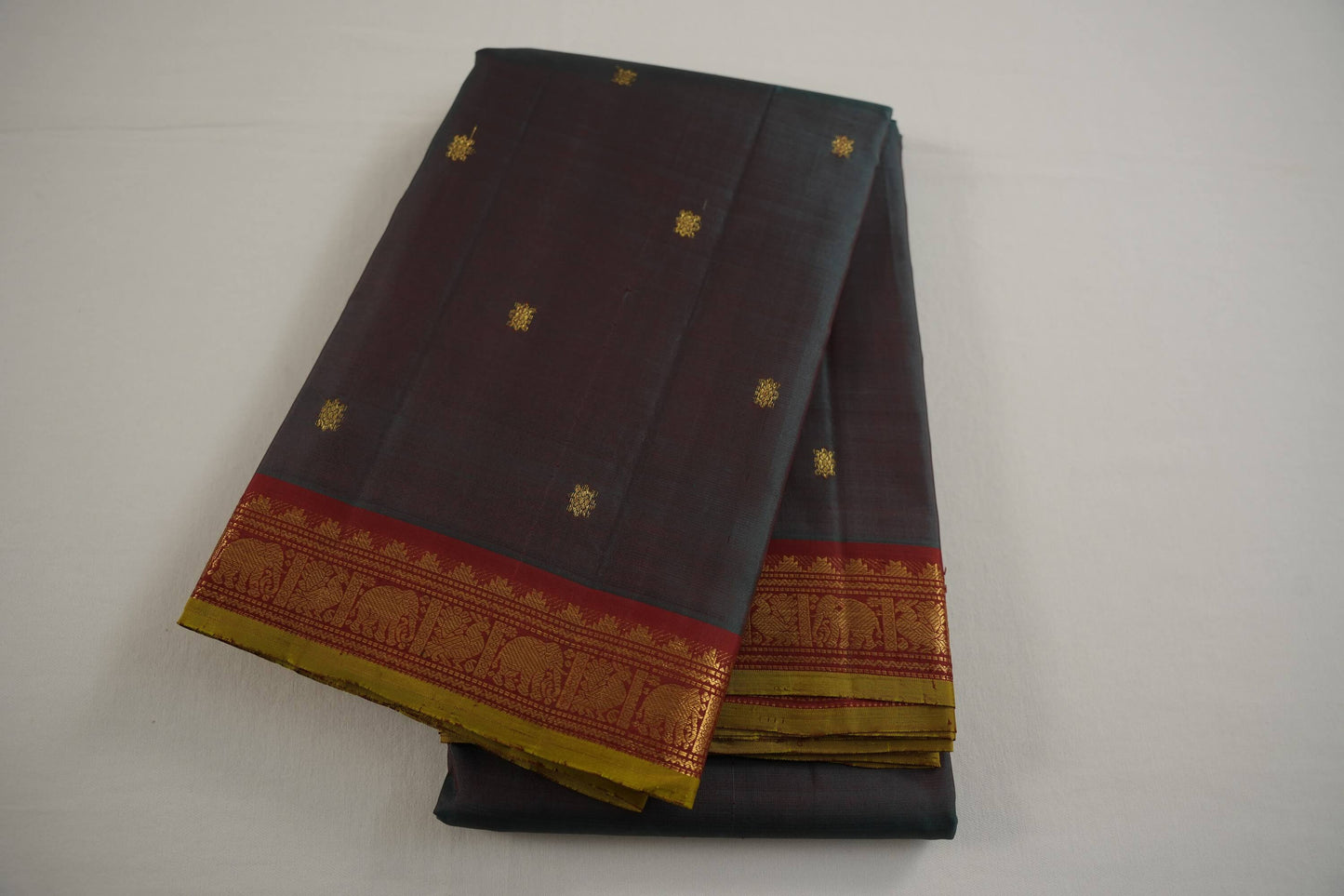 Manthulir kanchipuram silk saree