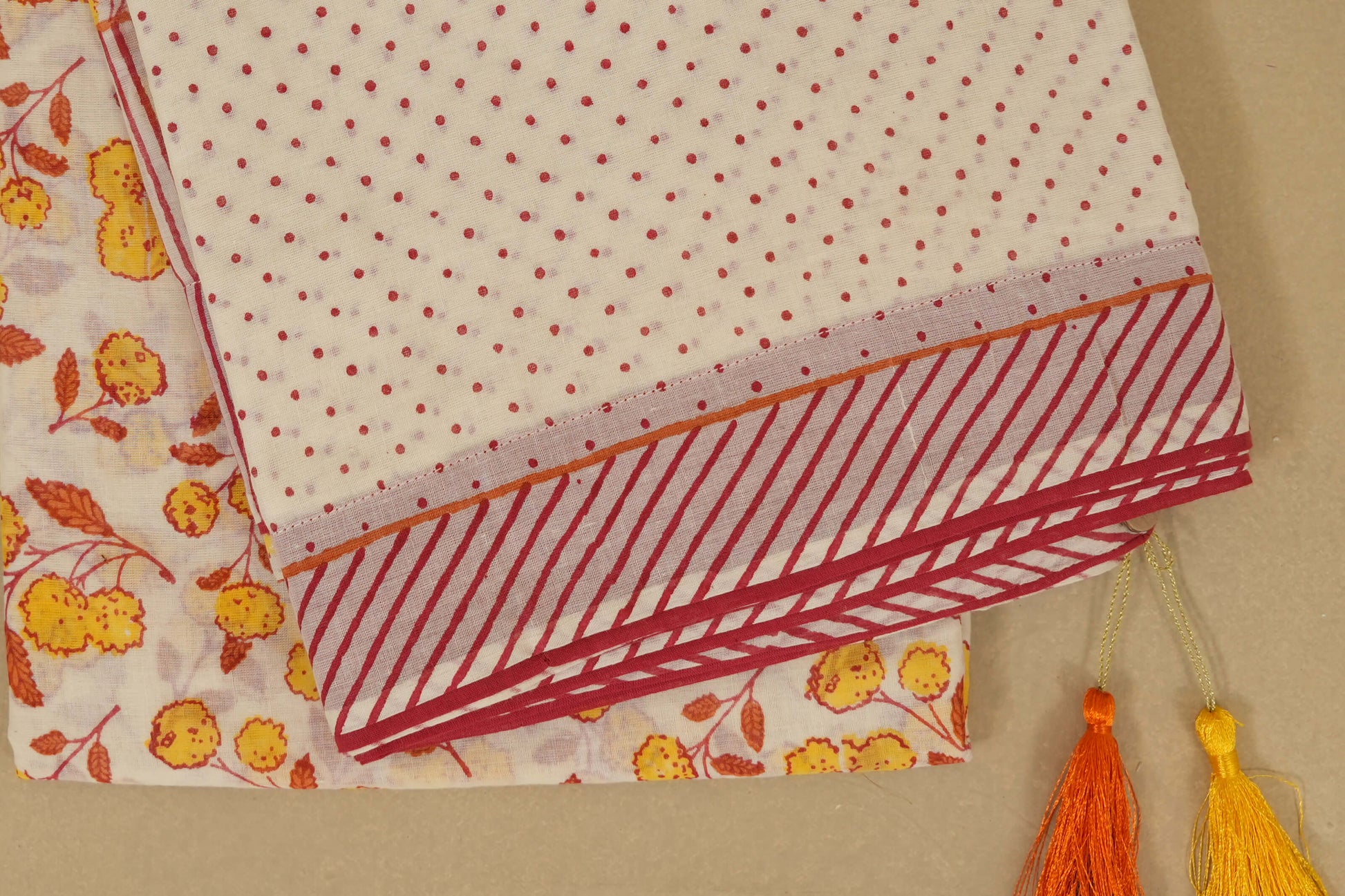 Pink Cotton Saree borders