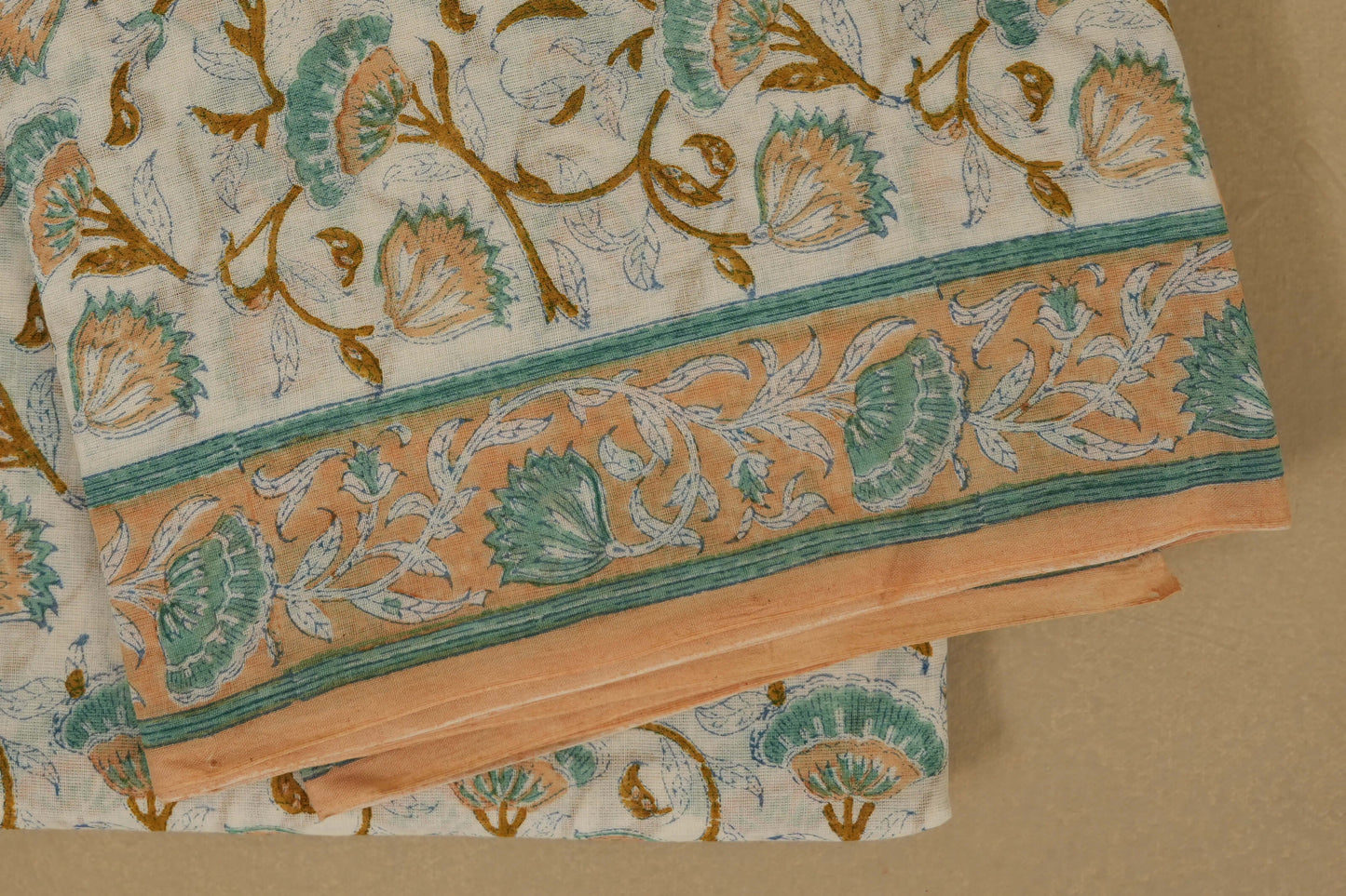 Off-white with Peach Borders Cotton Saree borders