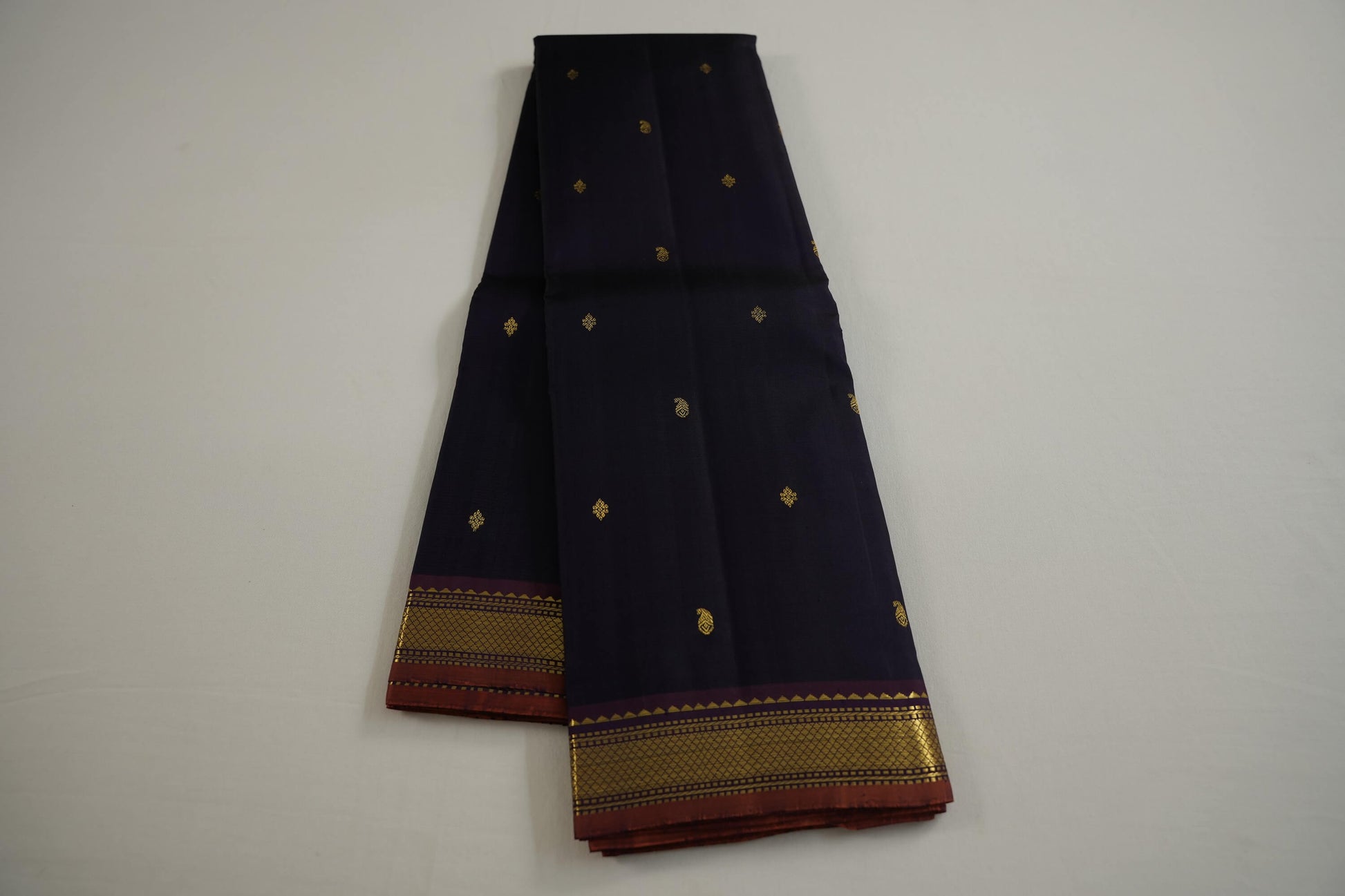 Bridal kanchipuram silk saree