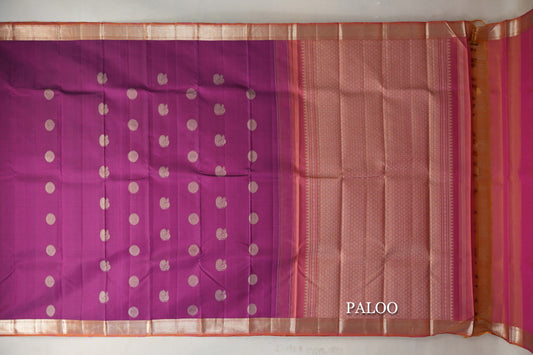 Deep Magenta with Dual Tone of Pink and Yellow Borders Vintage Kanjivaram Silk Saree paloo