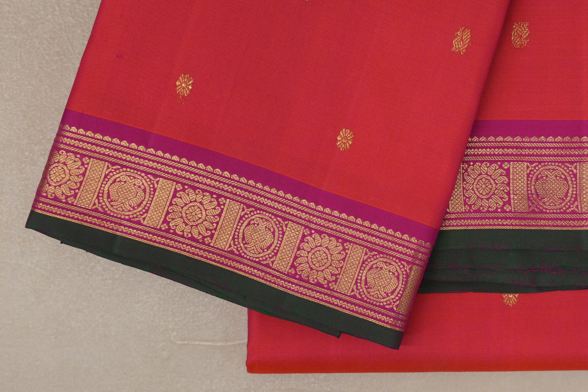 Orangish Pink Vintage Kanjivaram Silk Saree borders