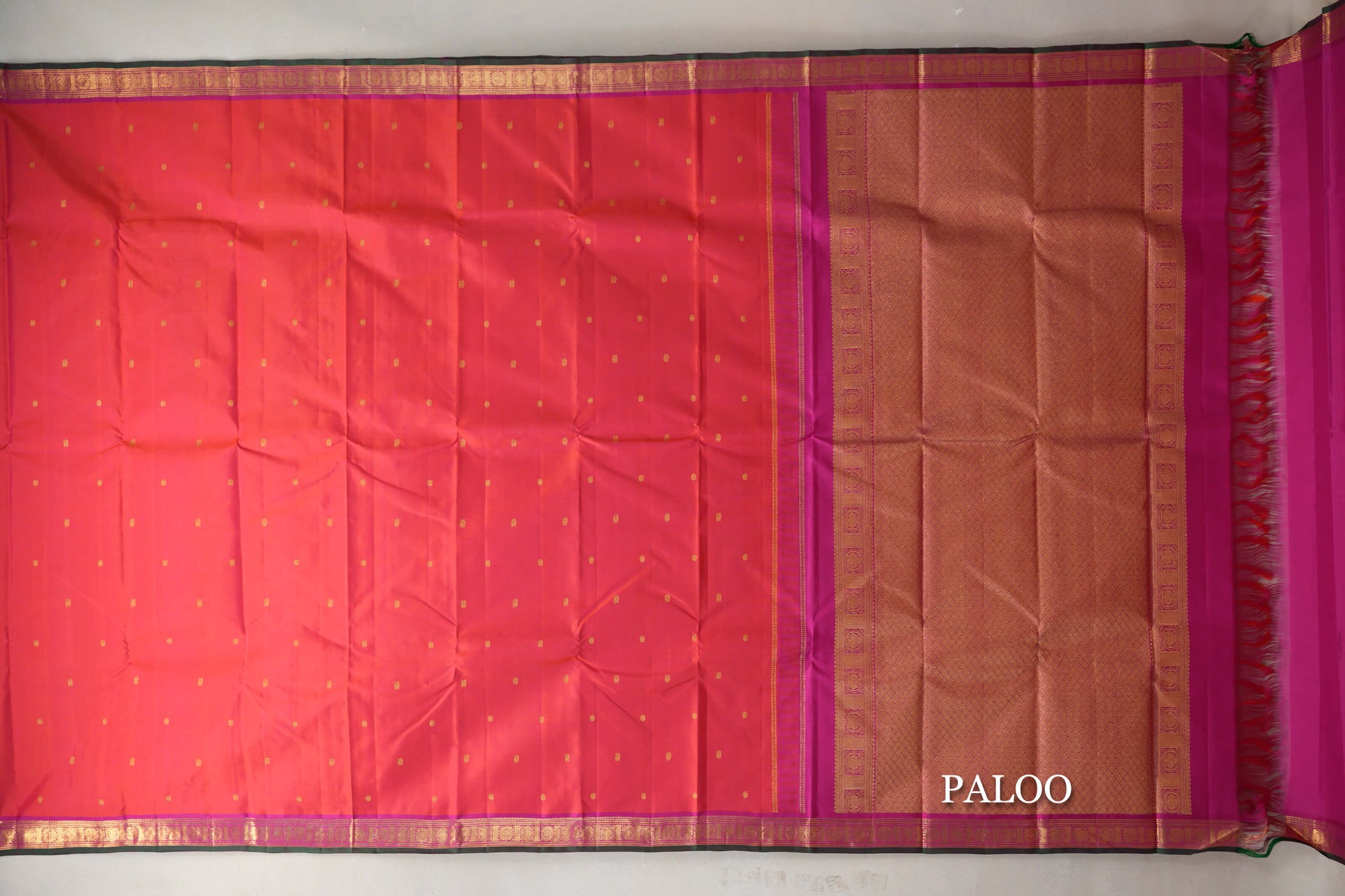 Orangish Pink with Deep Magenta Borders Vintage Kanjivaram Silk Saree paloo