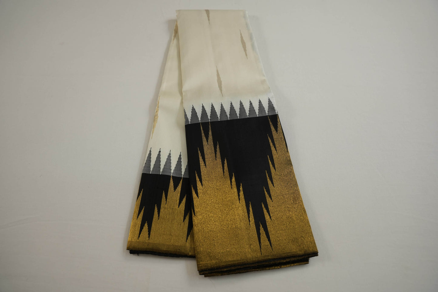 Temple borders kanchipuram silk saree