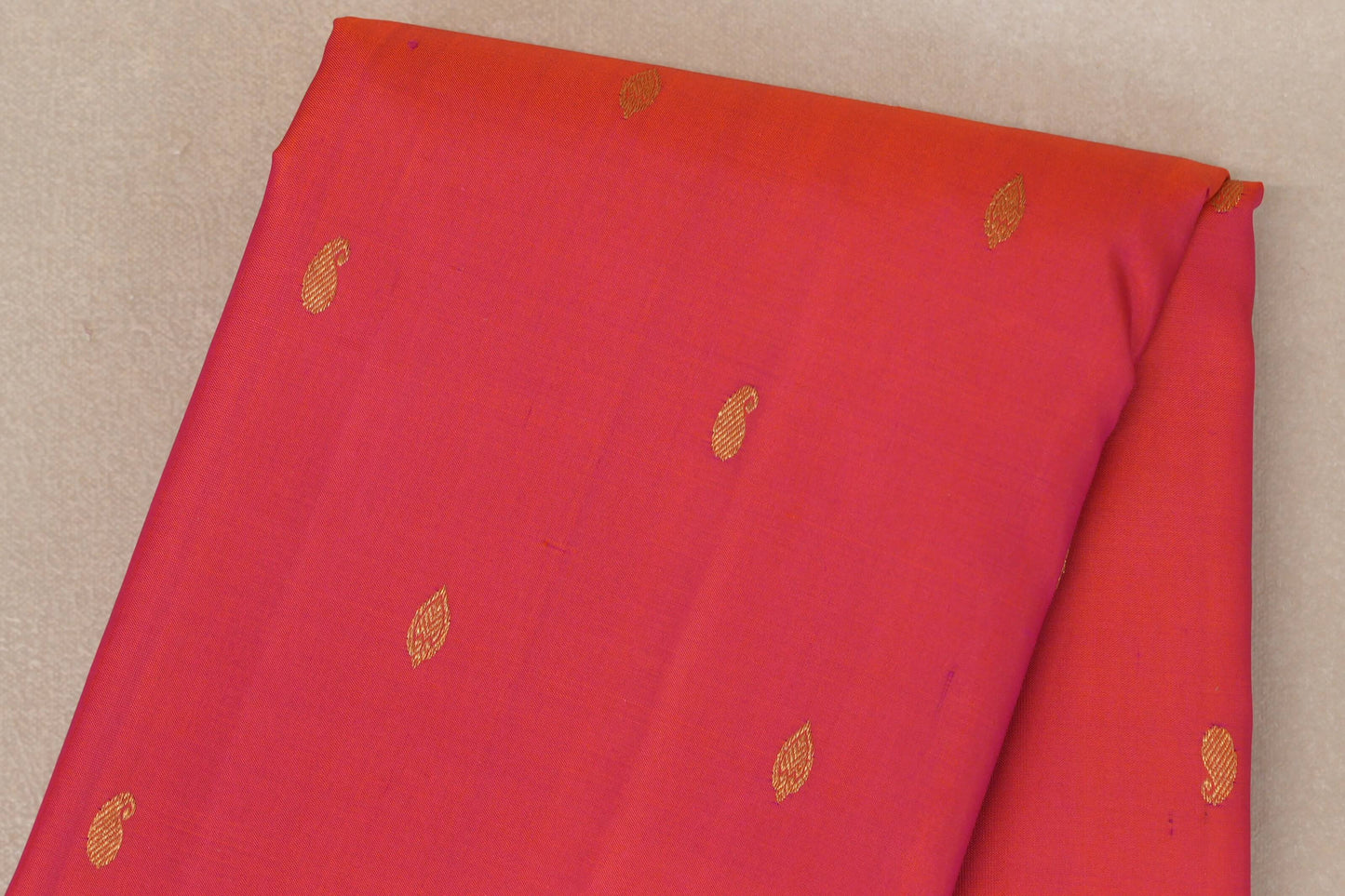 Orangish pink with bright pink borders Vintage Kanjivaram Silk Saree by Shreenivas Silks PSSR019301