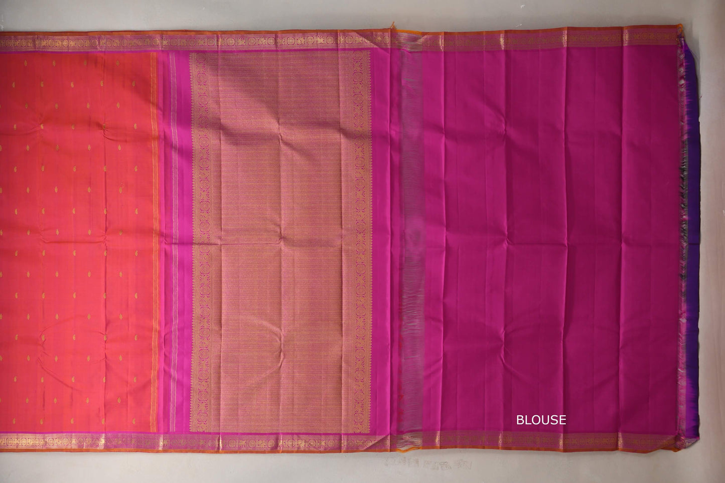 Orangish pink with bright pink borders Vintage Kanjivaram Silk Saree by Shreenivas Silks PSSR019301