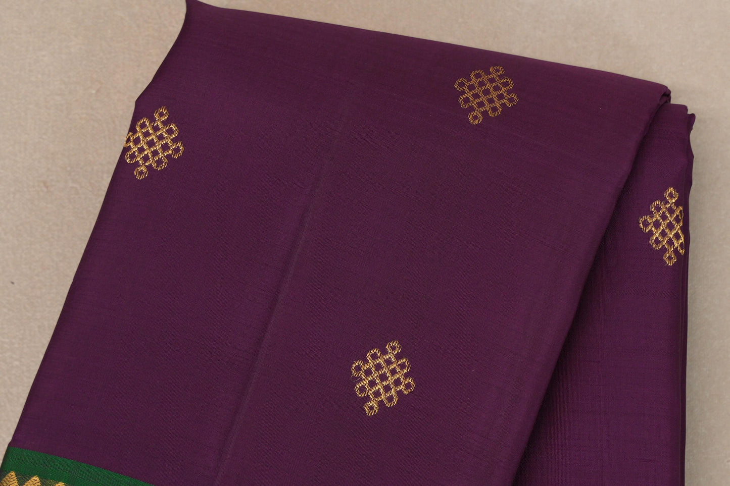 Deep purple Vintage Kanjivaram Silk Saree by Shreenivas Silks PSSR019305