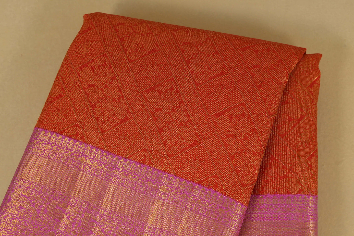 Red with Pink Borders Vintage Kanjivaram Silk Saree body